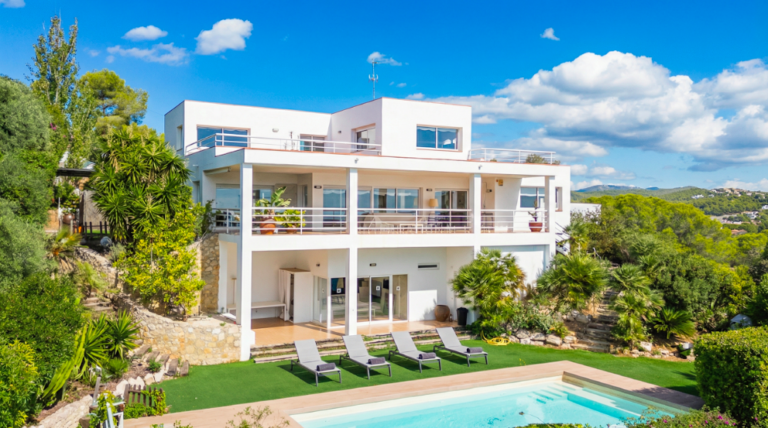Villa Bon Neguit Sitges, Can Girona, Barcelona - SeaSunInvest