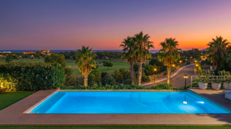 Villa Bon Neguit Sitges, Can Girona, Barcelona - SeaSunInvest